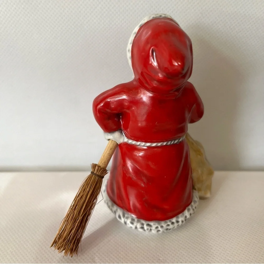 Vintage Goebel West Germany Santa Claus Red Figurine